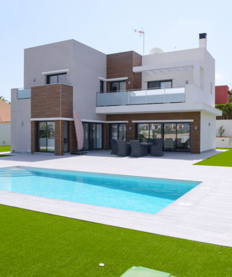 Chalet In Cabo Roig, Alicante